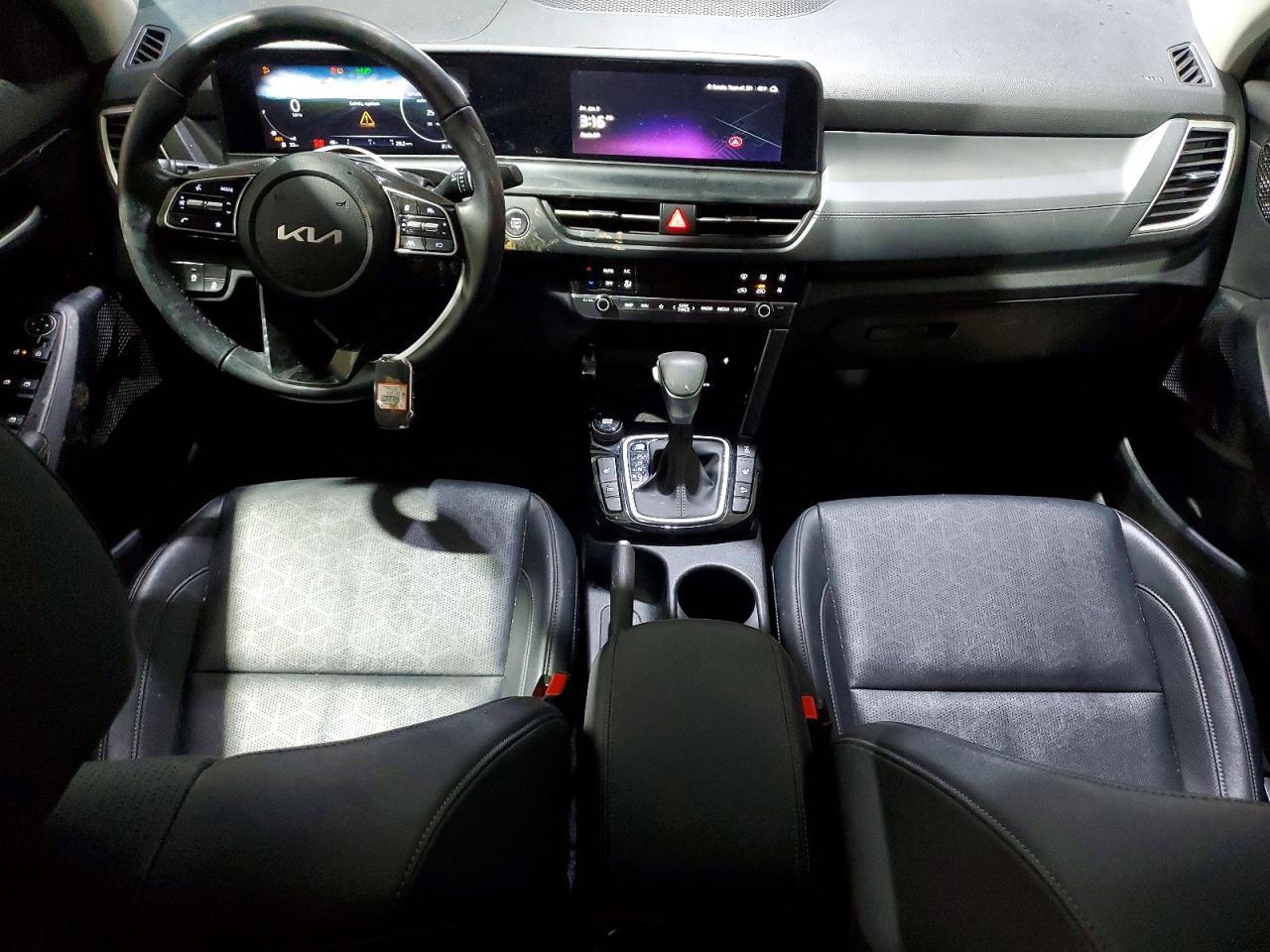 2024 KIA Seltos ex