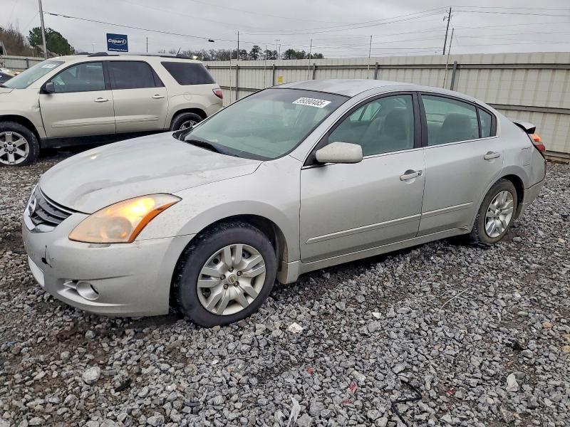 2011 Nissan Altima Base