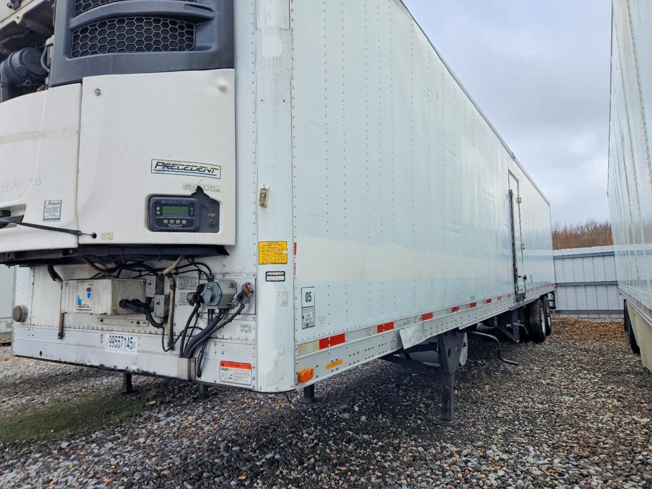 2017 Utility VS2RA Refrigerated Van Trailer