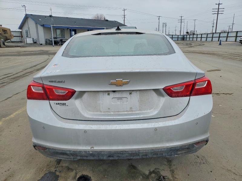 2020 Chev Malibu ls