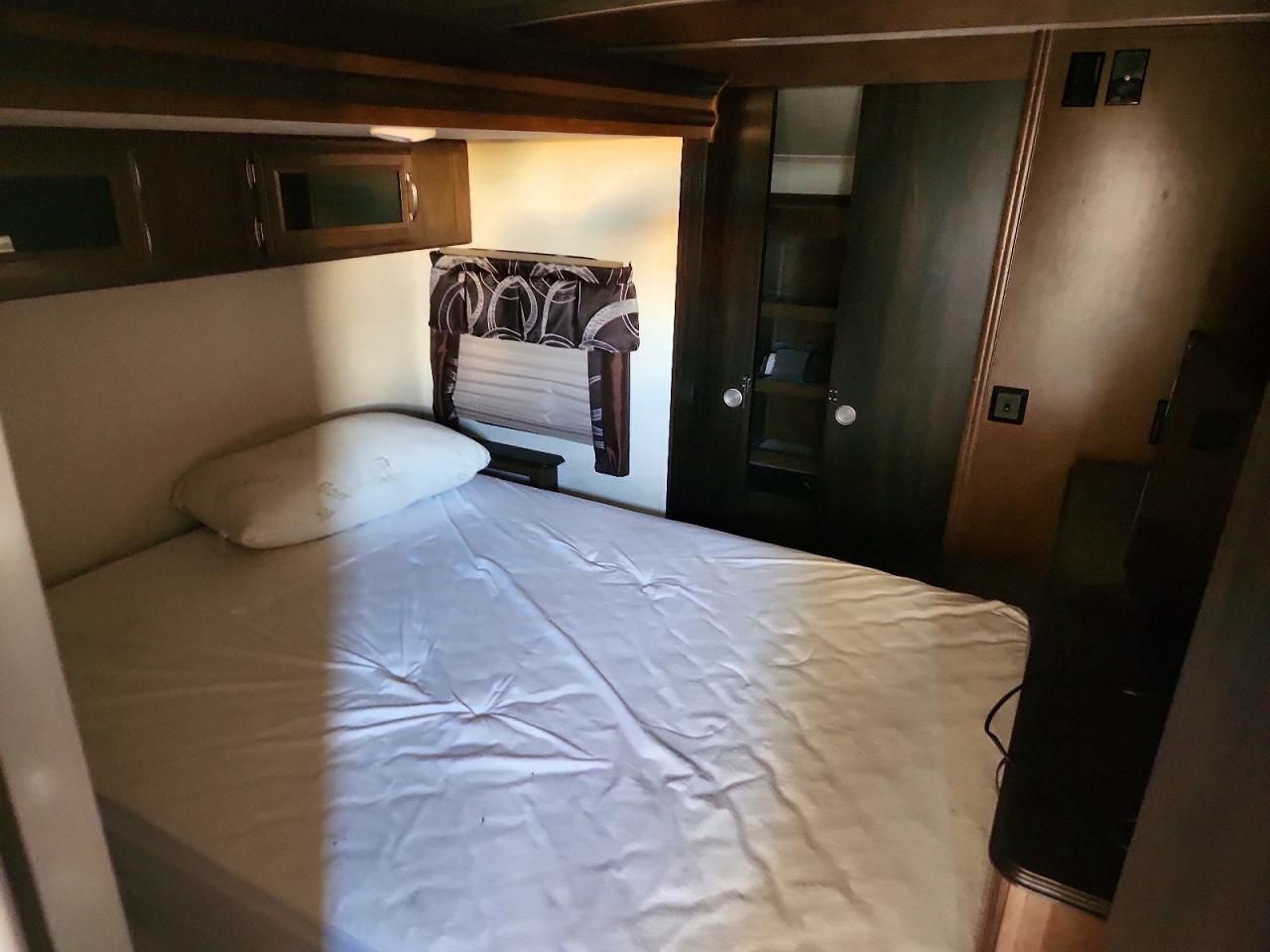 2017 Forest River Heritage g