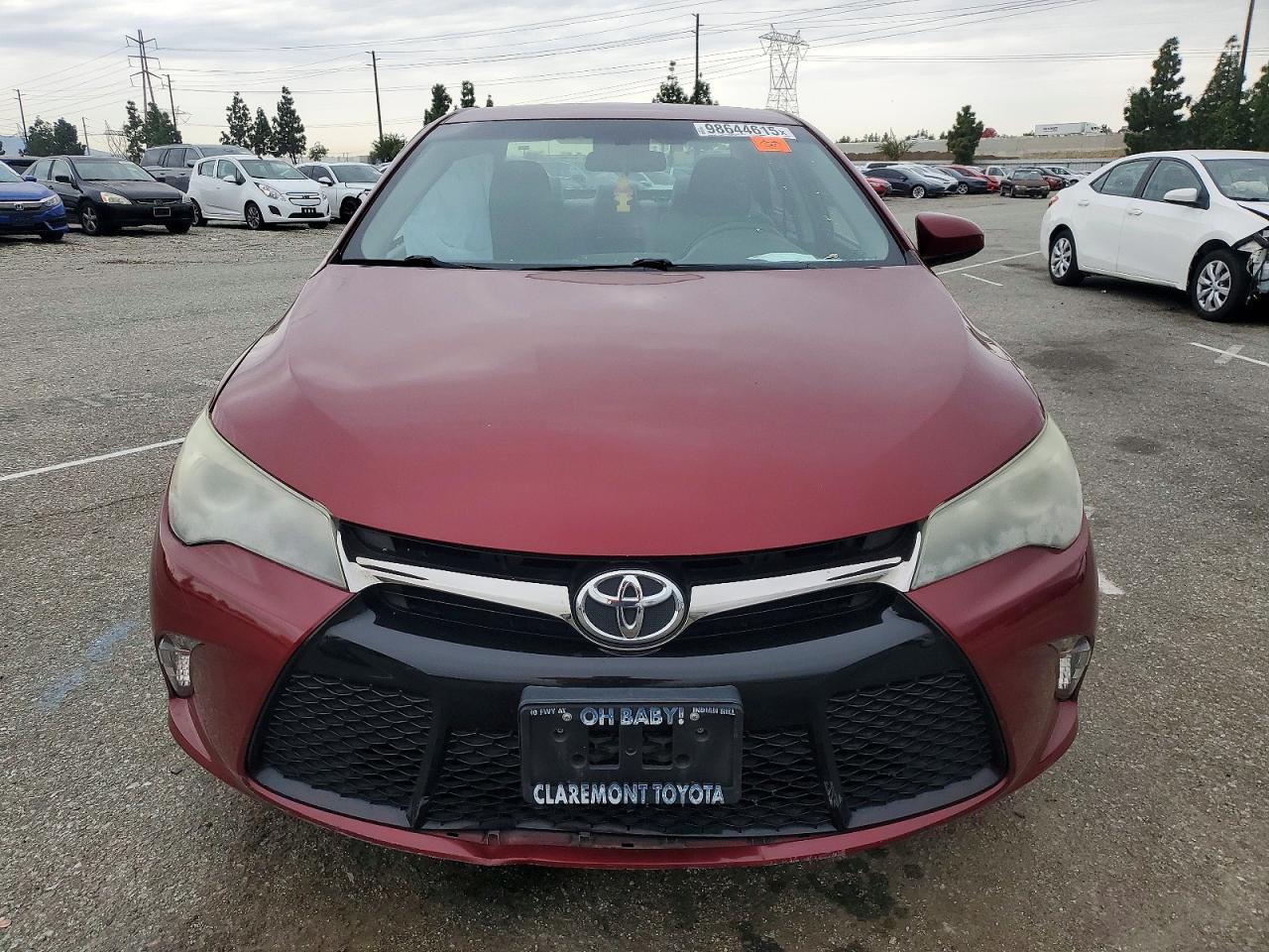 2016 Toyota Camry se