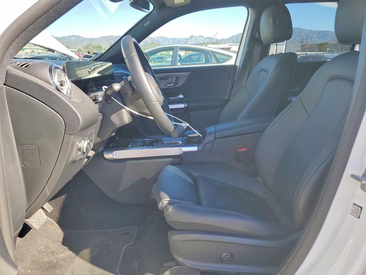 2023 Mercedes-Benz Eqb 250+