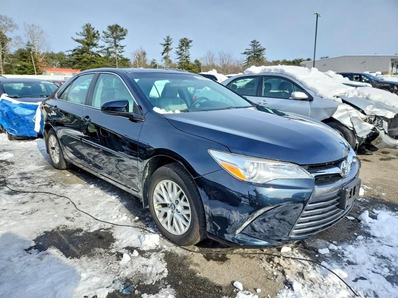 2017 Toyota Camry le
