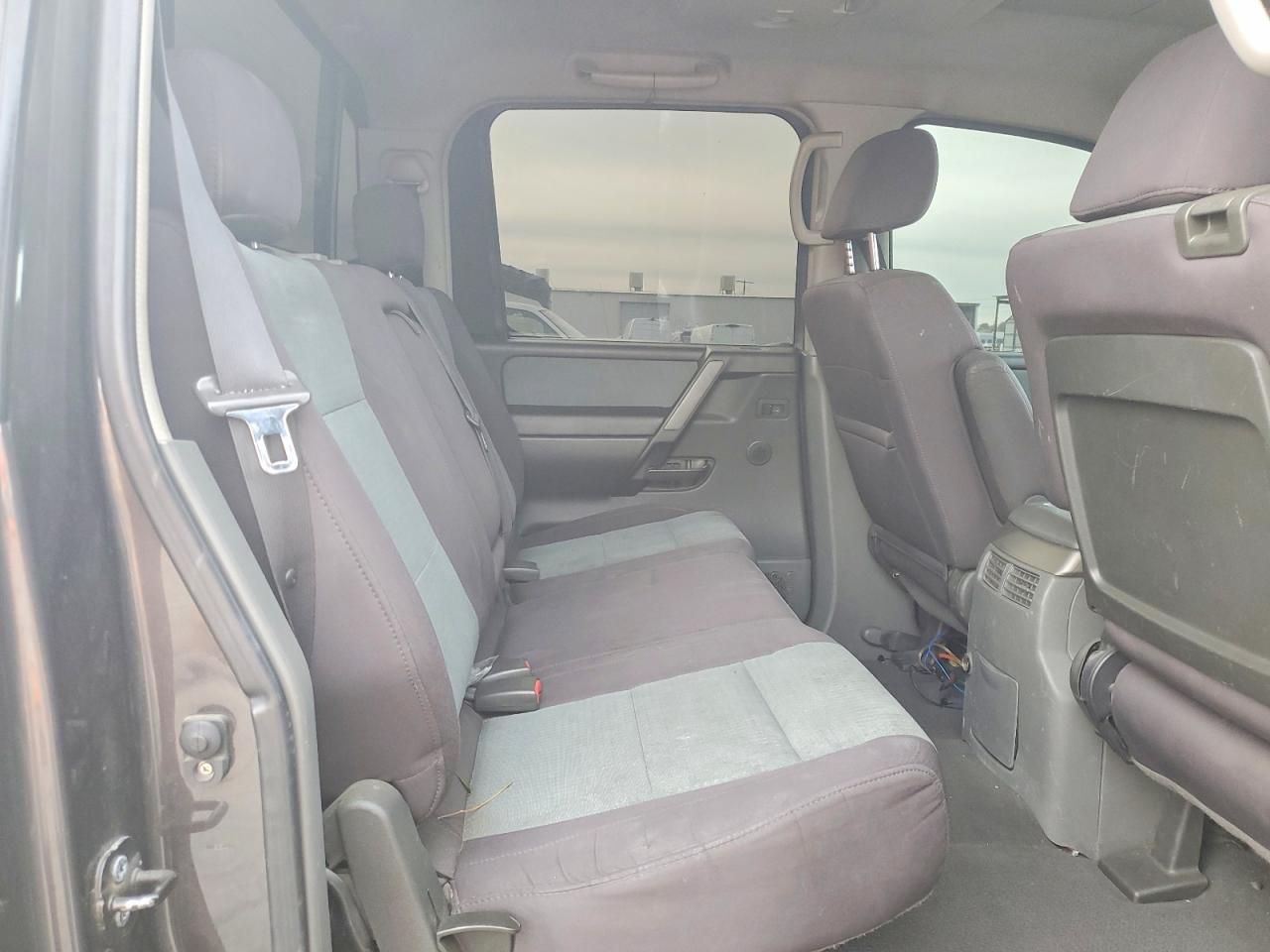 2006 Nissan Titan XE