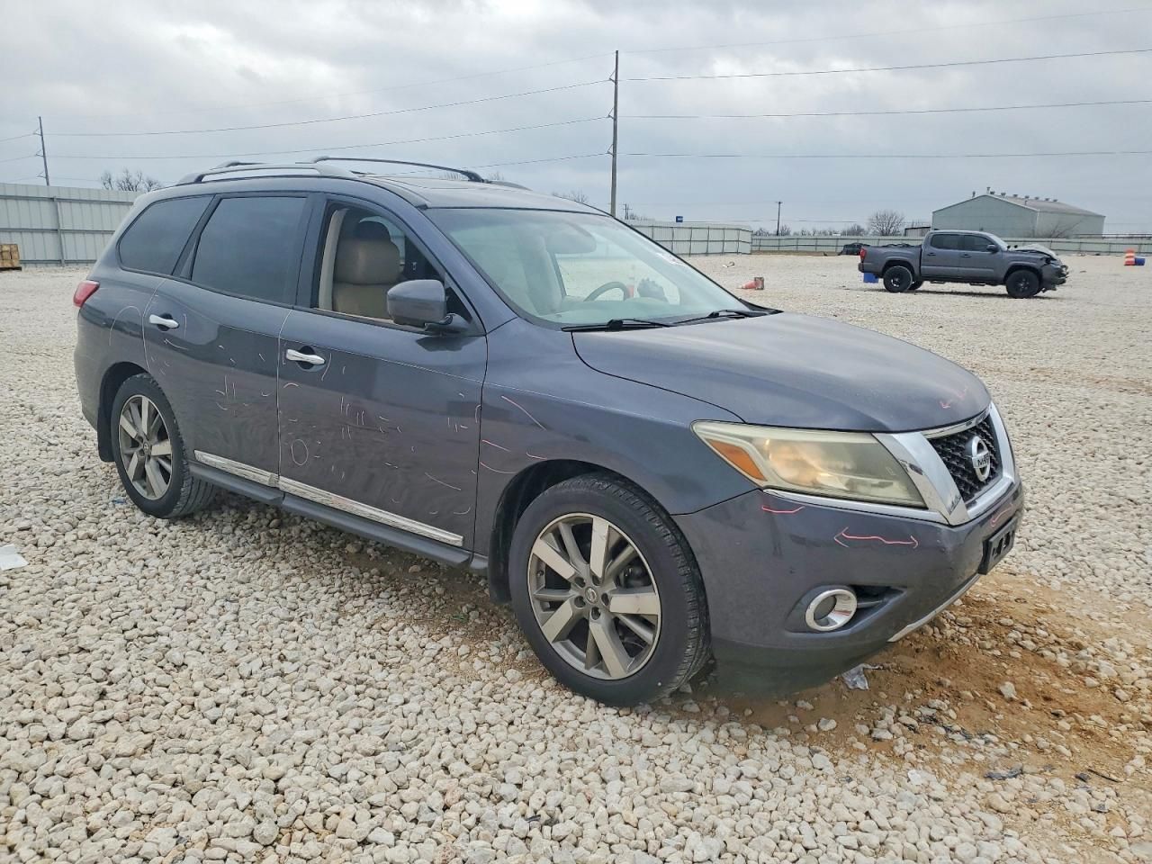 2014 Nissan Pathfinder s