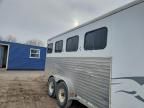 2005 Merhow Horse Trailer
