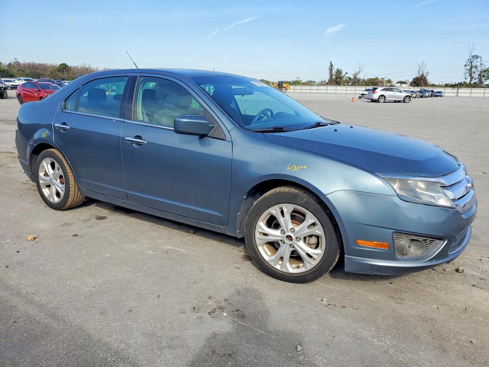 2012 Ford Fusion se
