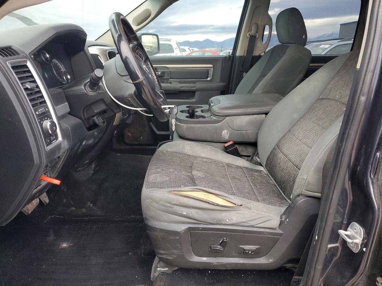 2014 Dodge Ram 1500 slt