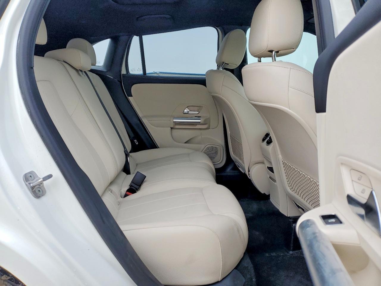 2025 Mercedes-Benz Gla 250