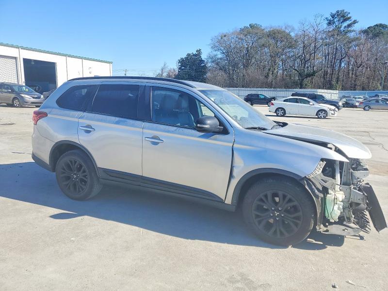 2019 Mitsubishi Outlander se