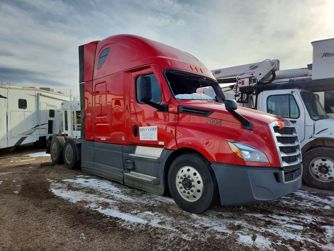 2022 Freightliner Cascadia 1