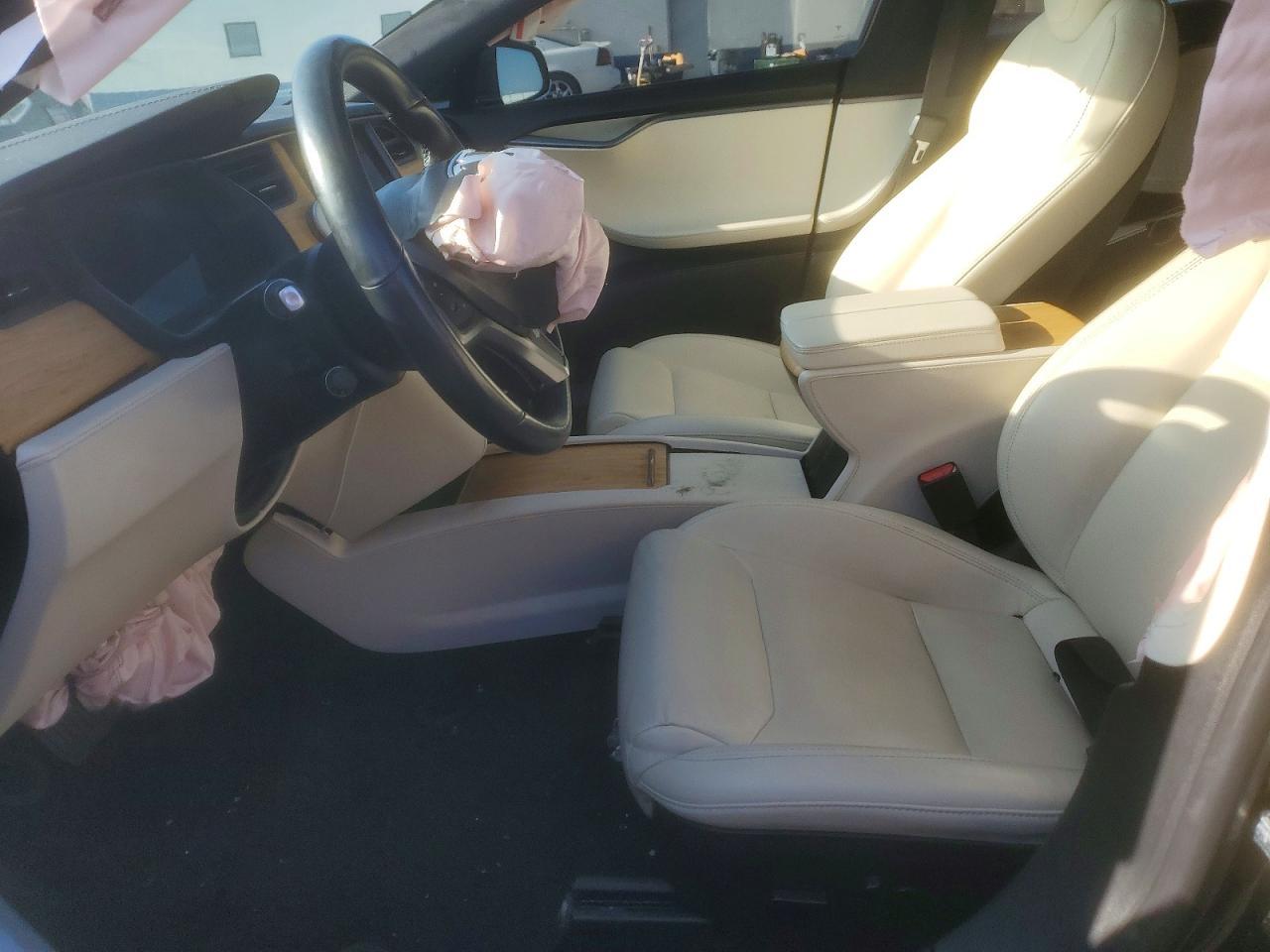 2020 Tesla Model s