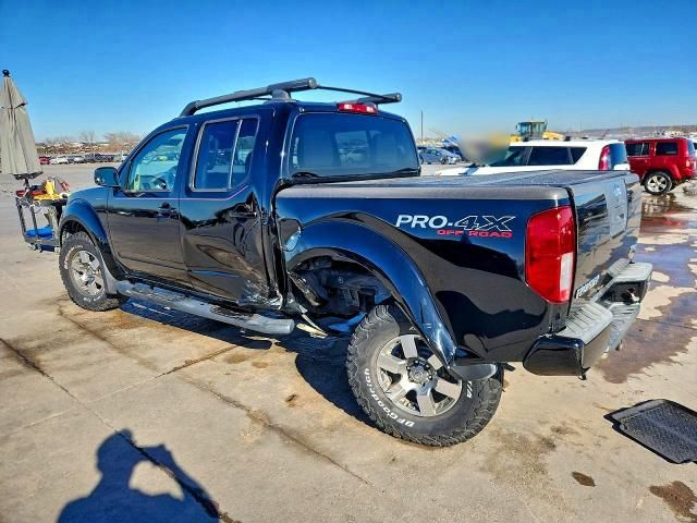 2012 Nissan Frontier s