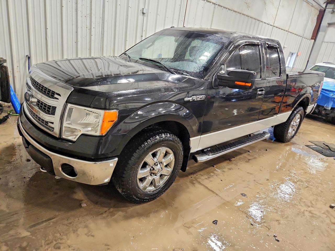 2014 Ford F150 Super cab
