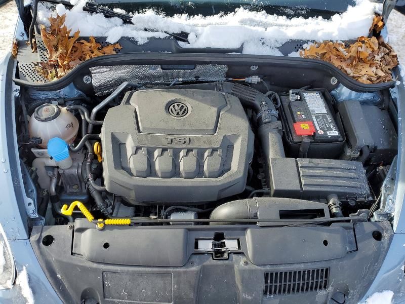 2019 Volkswagen Beetle s