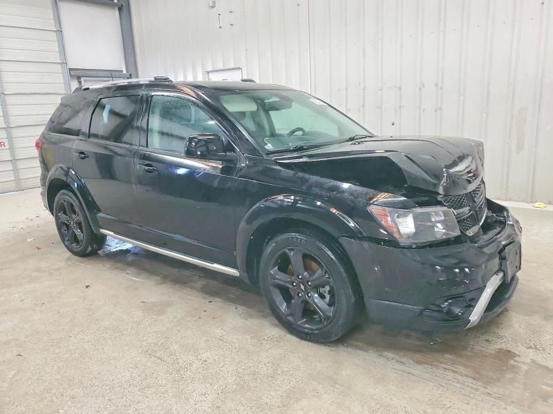 2020 Dodge Journey Crossroad
