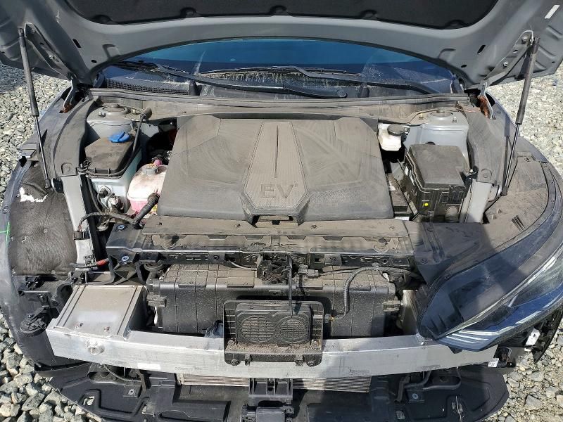 2023 KIA EV6 Light