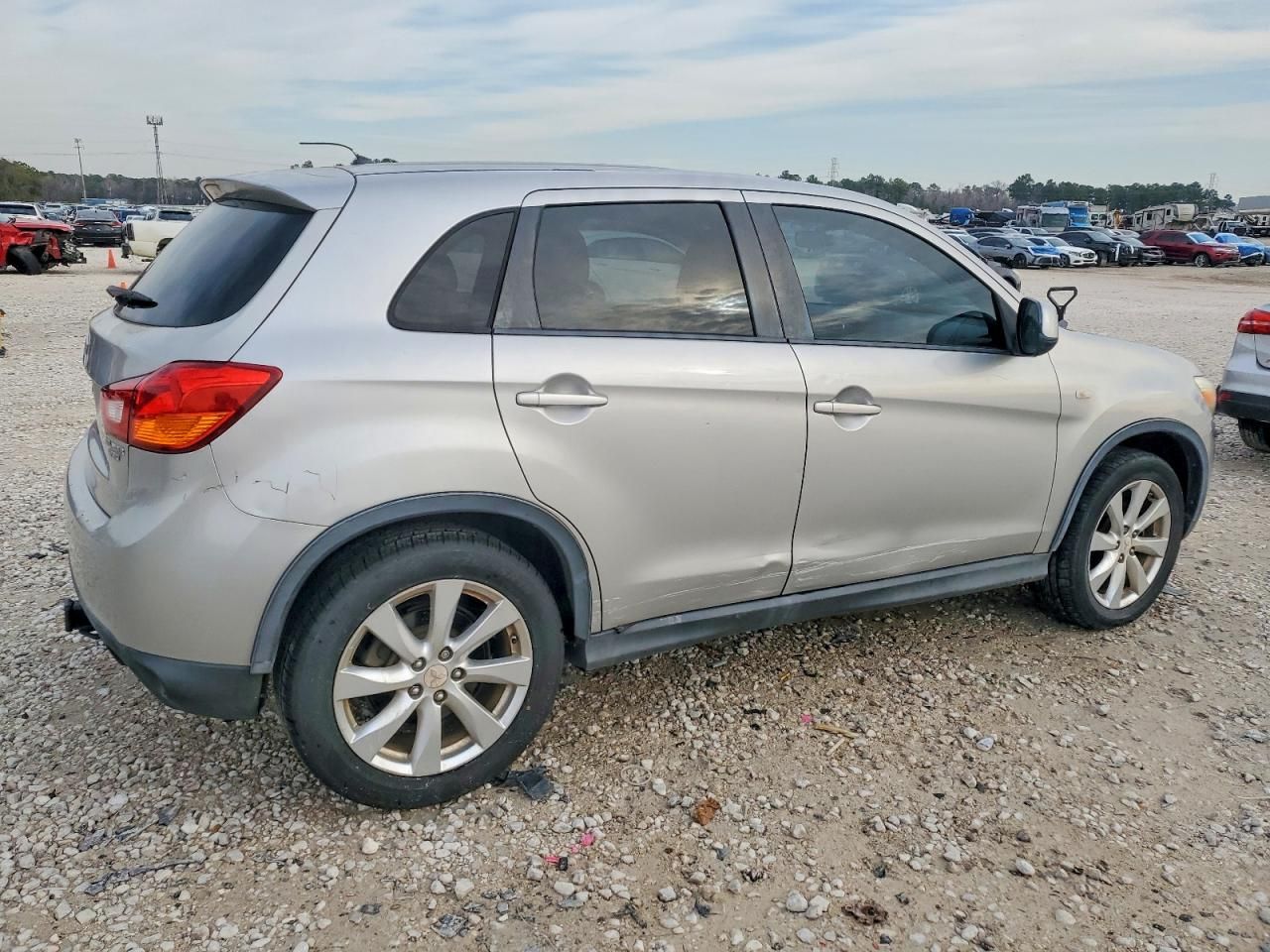 2014 Mitsubishi Outlander Sport es