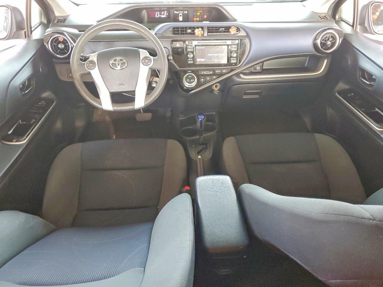 2015 Toyota Prius c