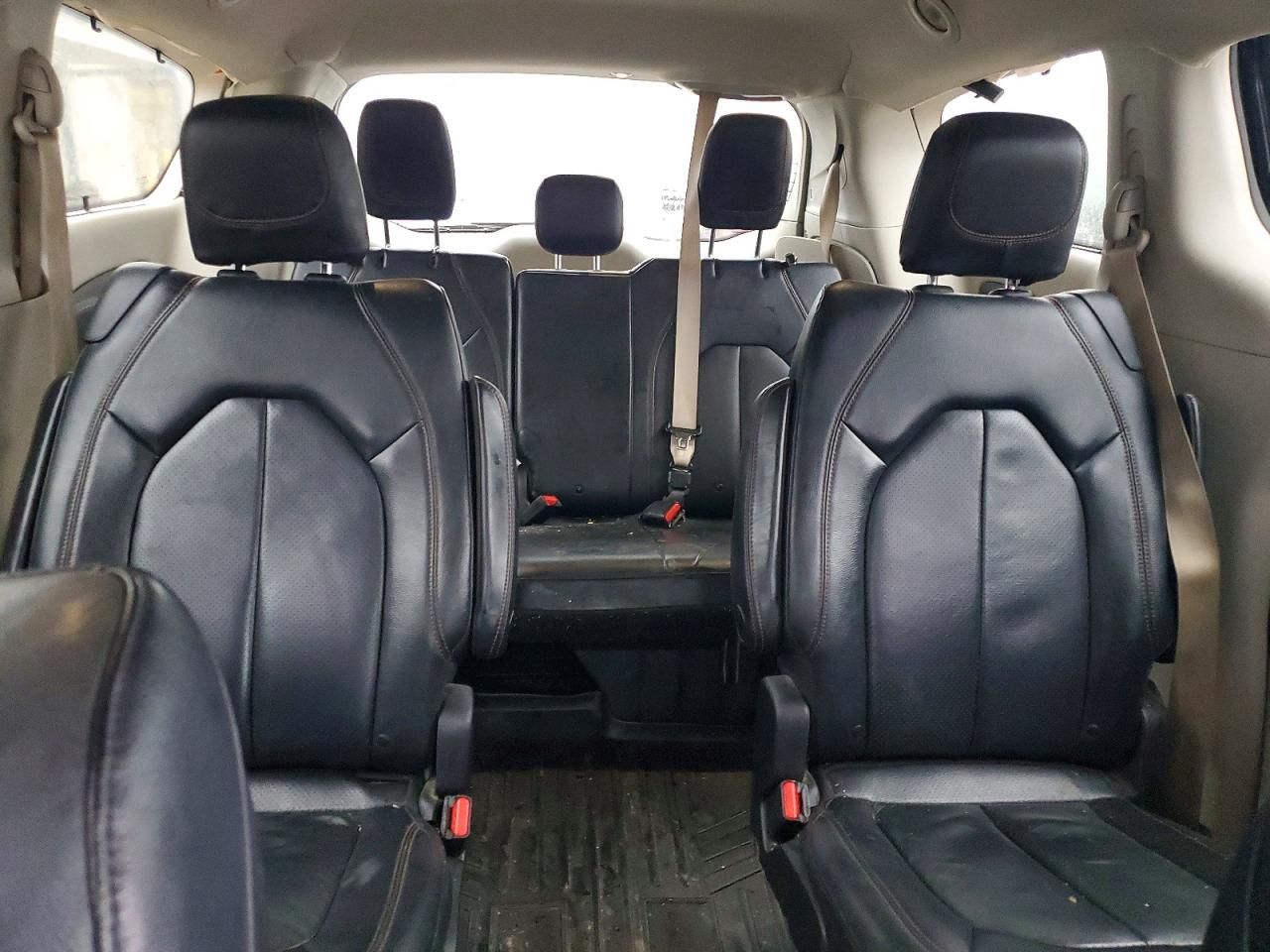 2019 Chrysler Pacifica Touring l