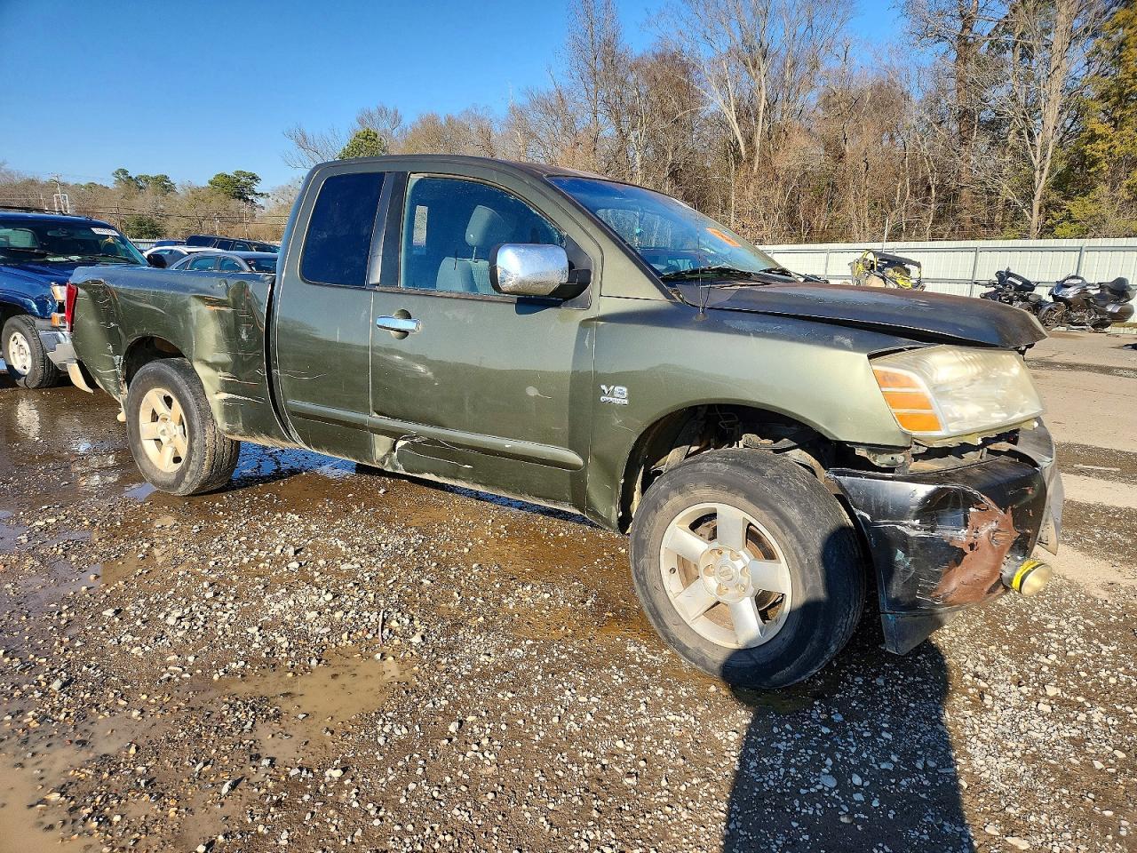 2004 Nissan Titan XE