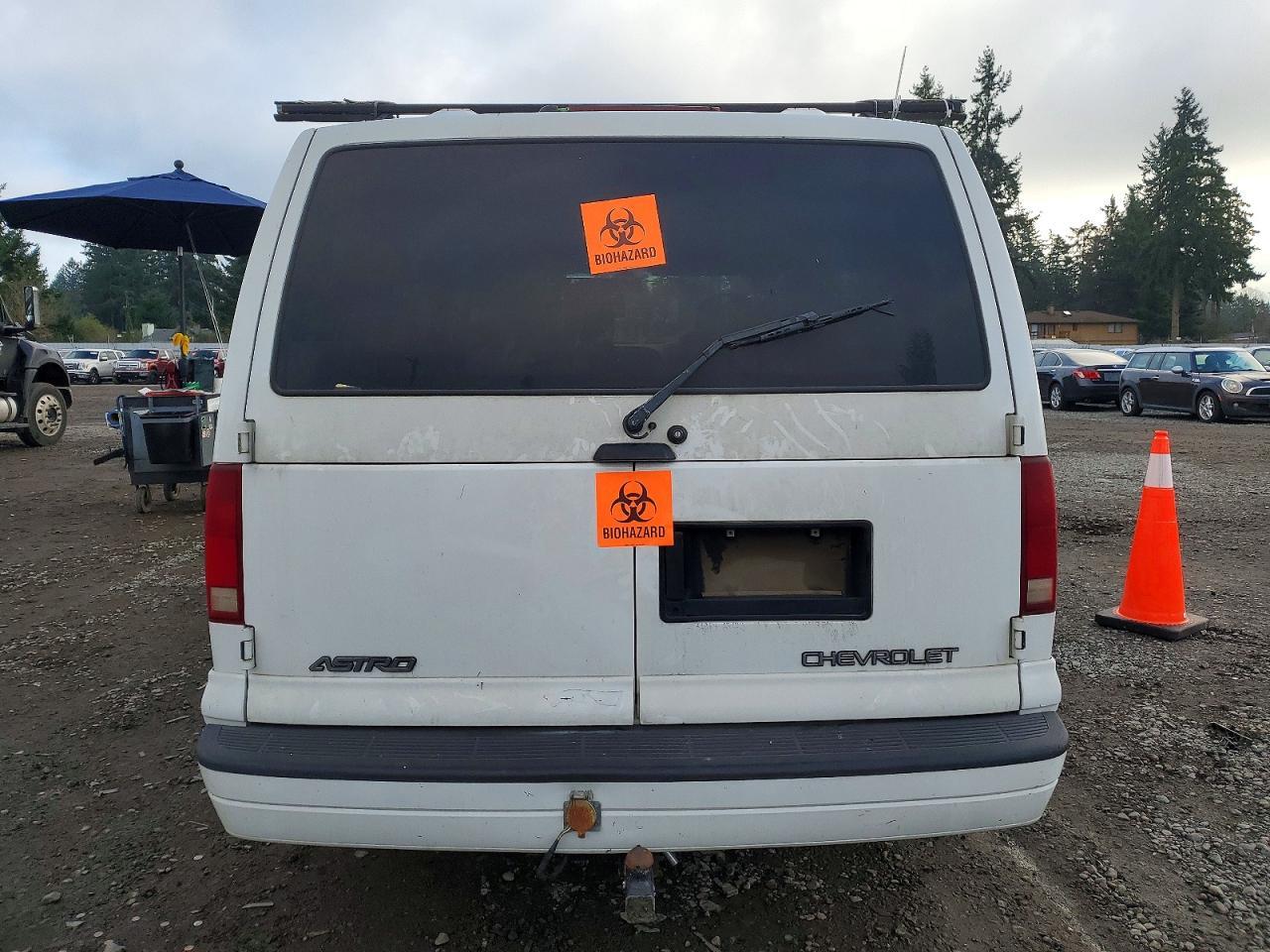 2001 Chevrolet Astro