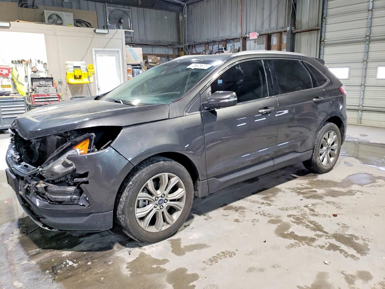 2019 Ford Edge Titanium