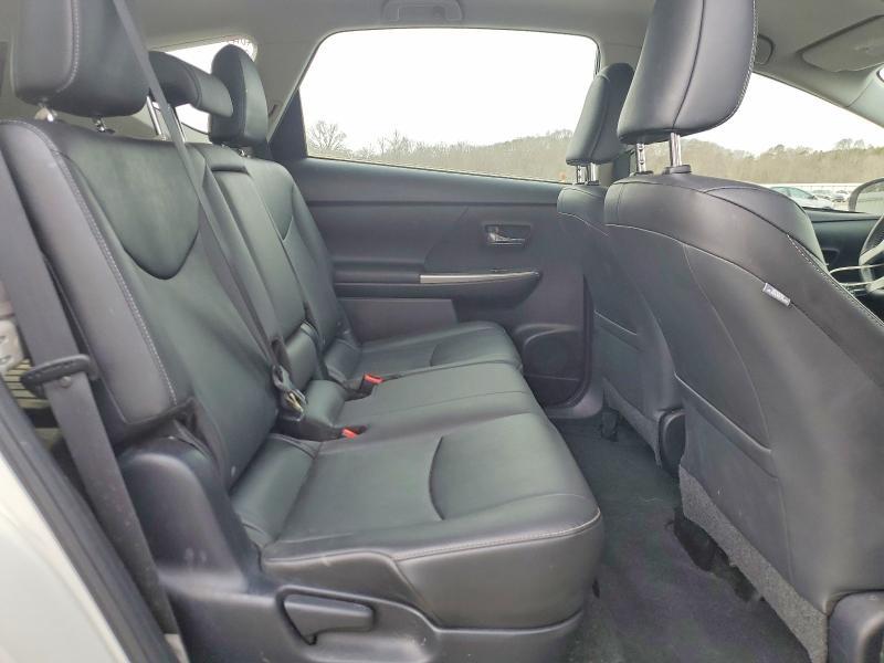 2015 Toyota Prius v