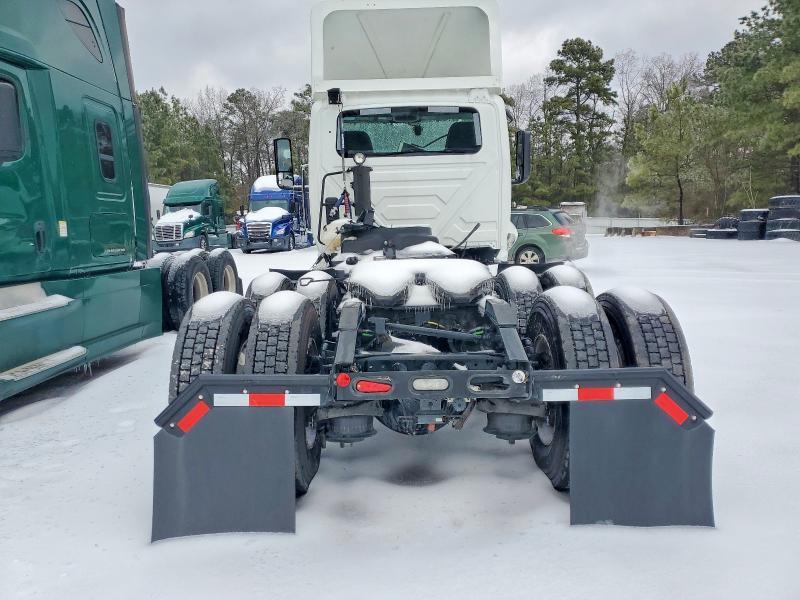 2024 International Lt625-semi Truck