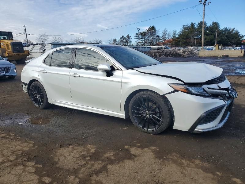 2021 Toyota Camry xse