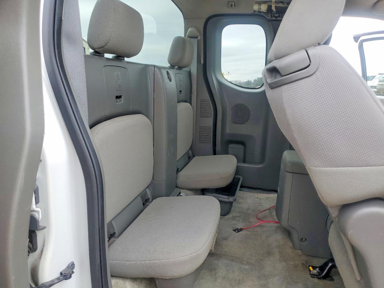 2012 Nissan Frontier S