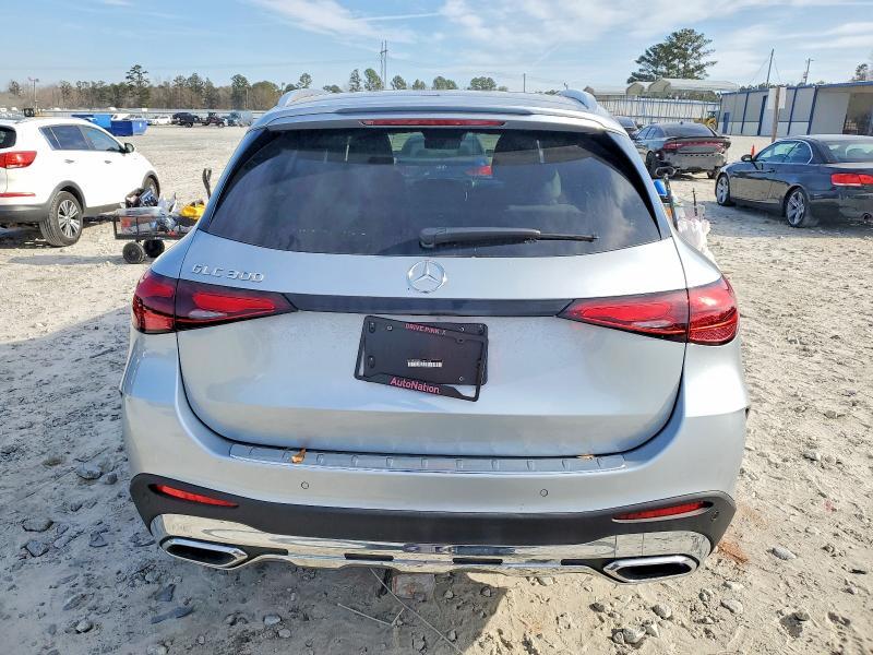 2025 Mercedes-Benz Glc 300