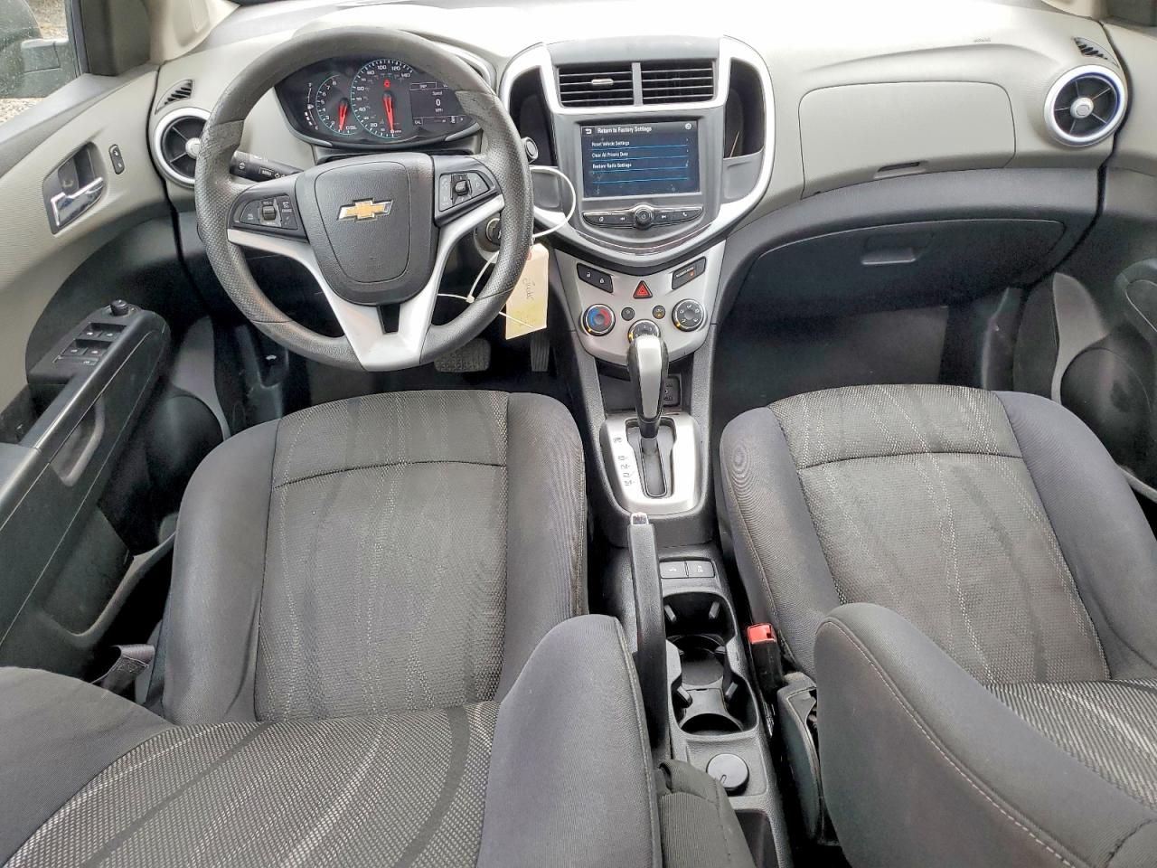 2017 Chevrolet Sonic lt