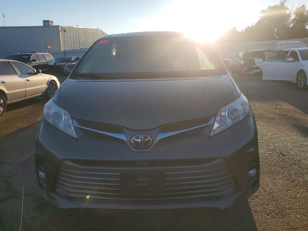2020 Toyota Sienna xle