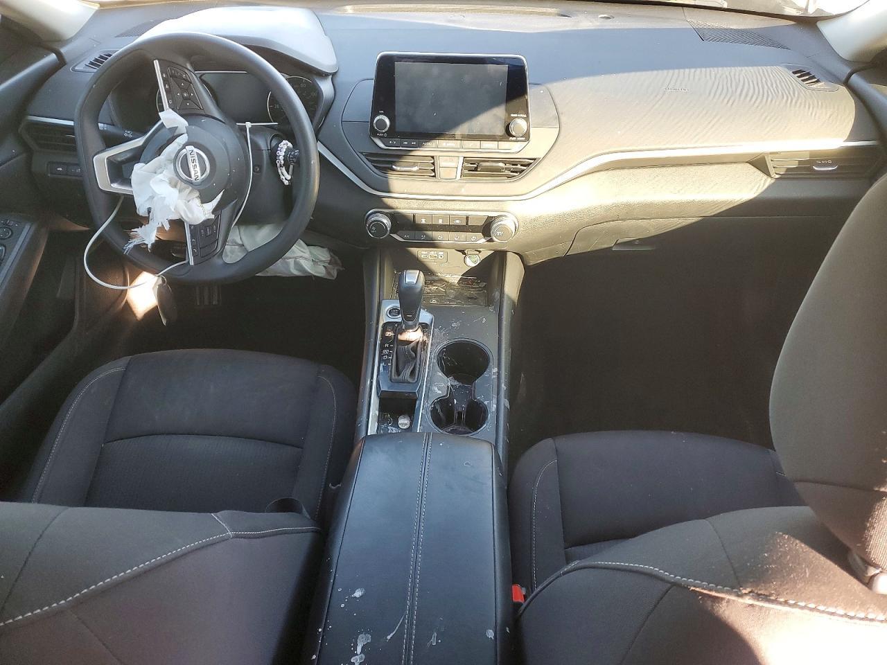 2020 Nissan Altima s