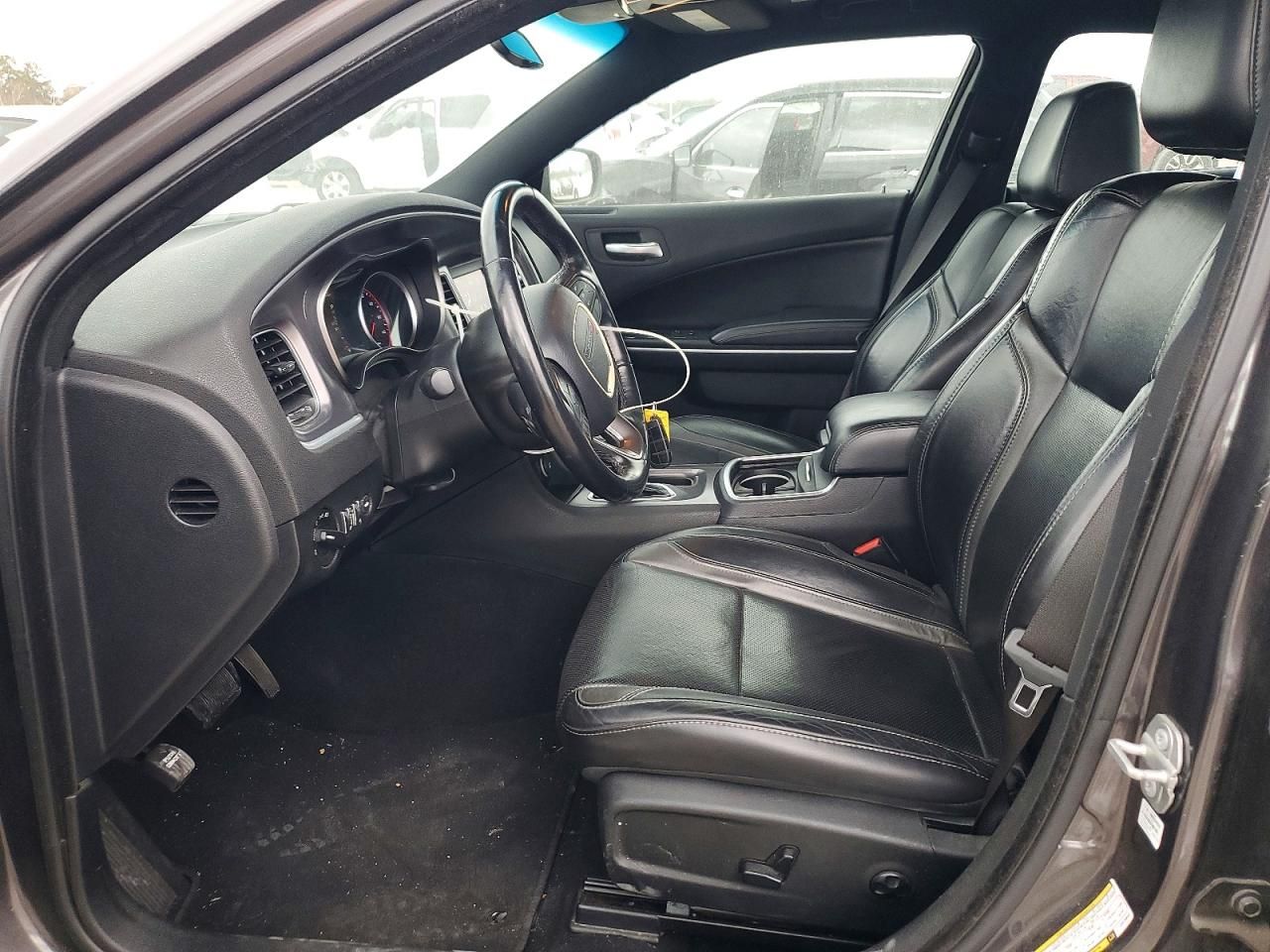 2020 Dodge Charger sxt