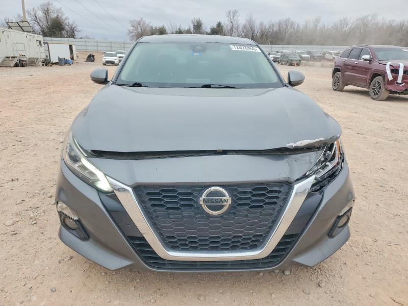 2019 Nissan Altima sv