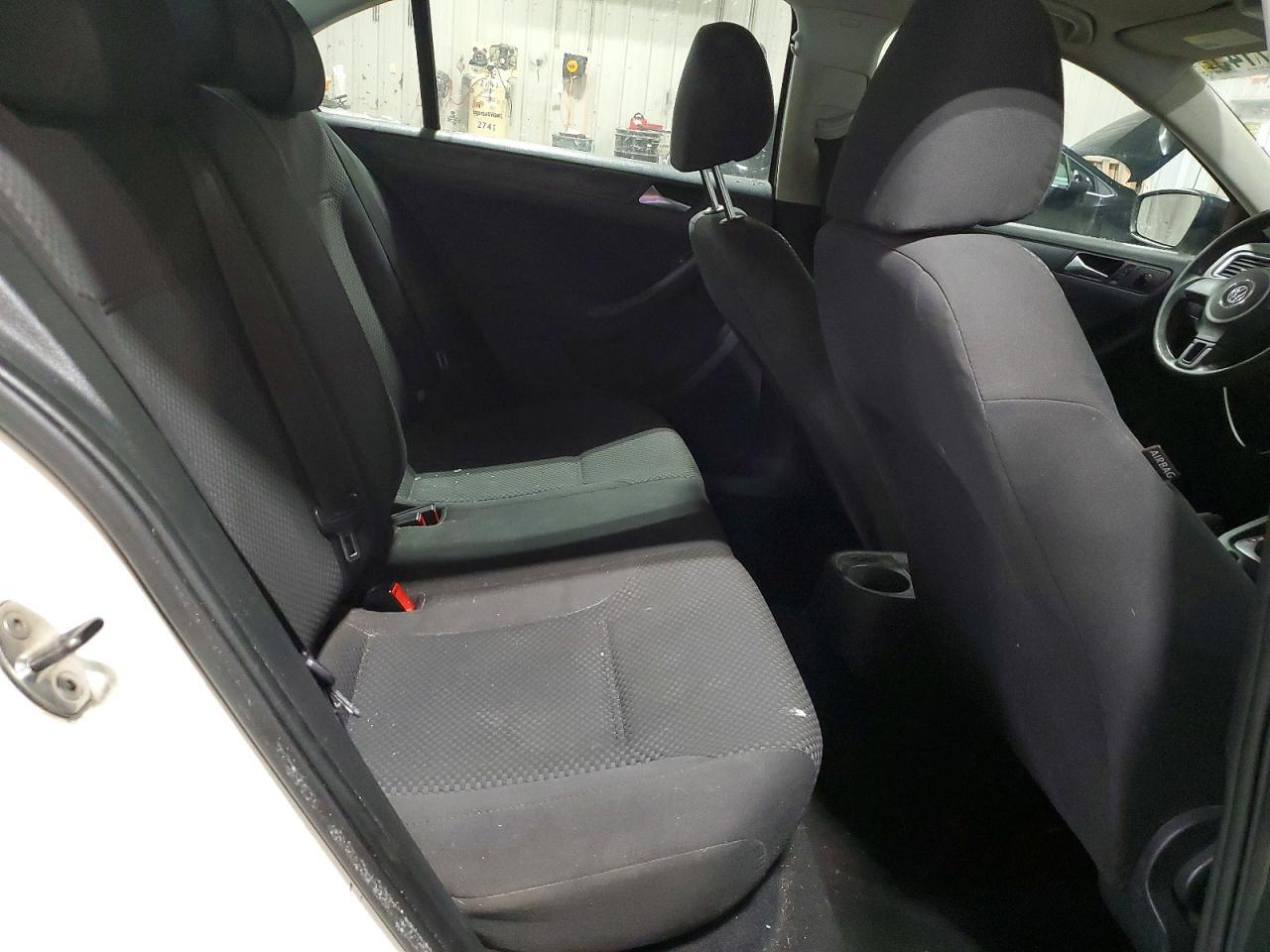 2012 Volkswagen Jetta Base
