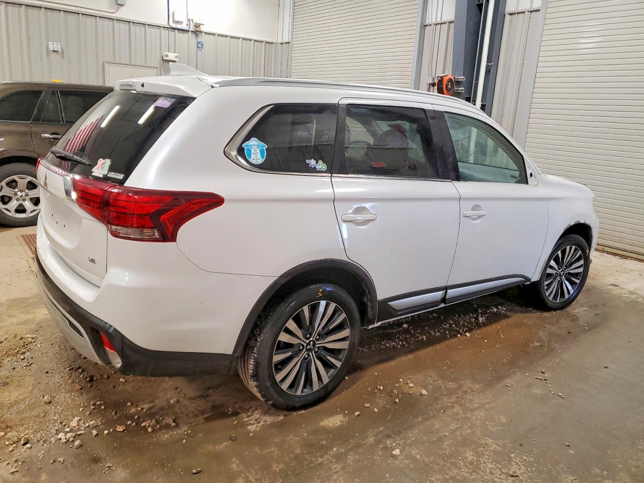 2020 Mitsubishi Outlander se
