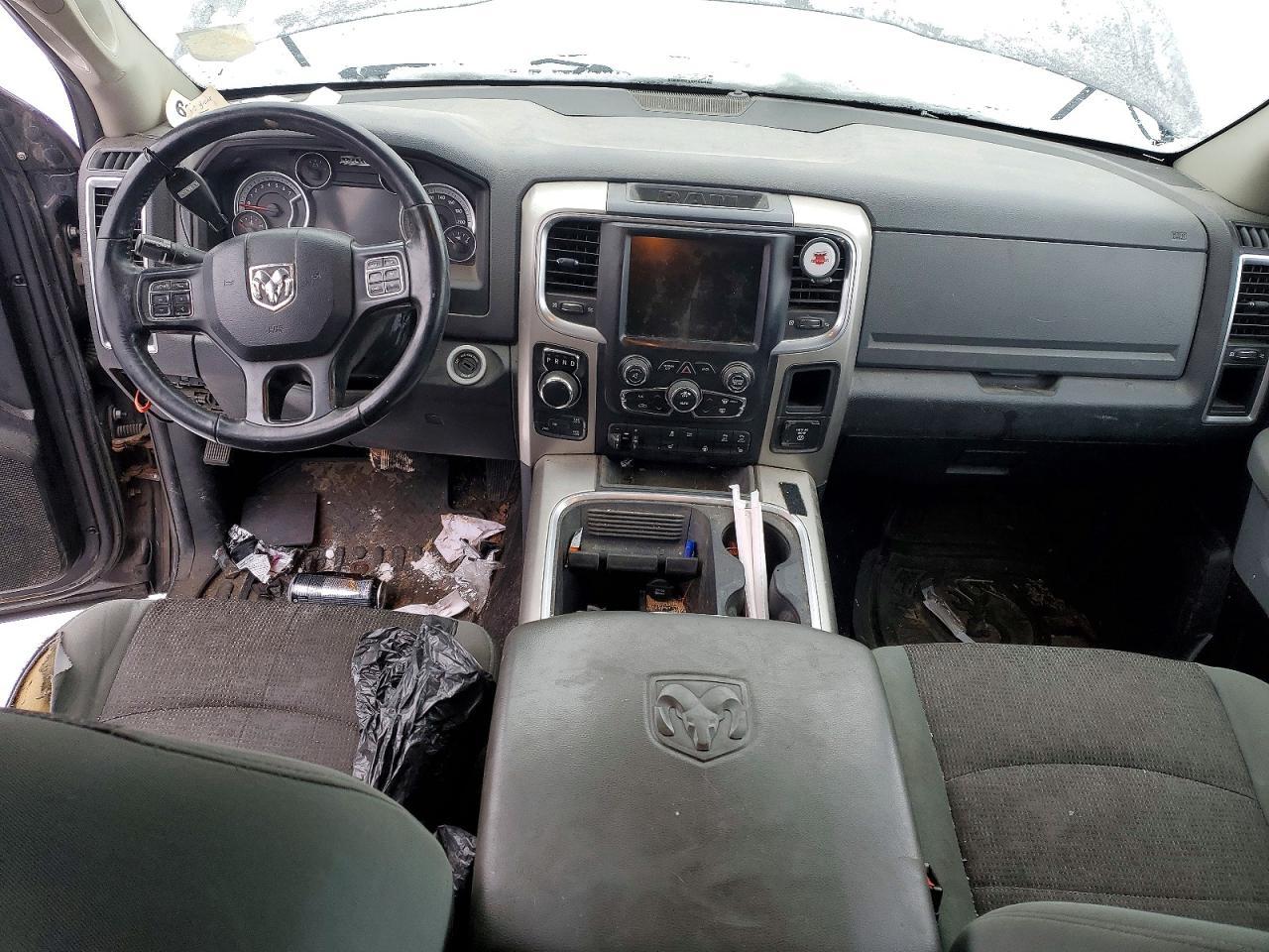 2017 Dodge Ram 1500 slt