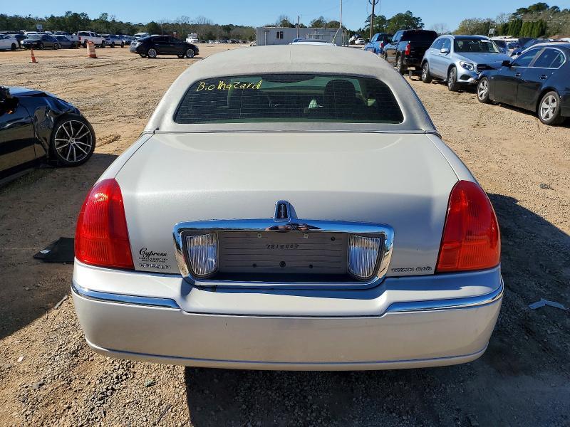 2007 Lincoln Town car Signature