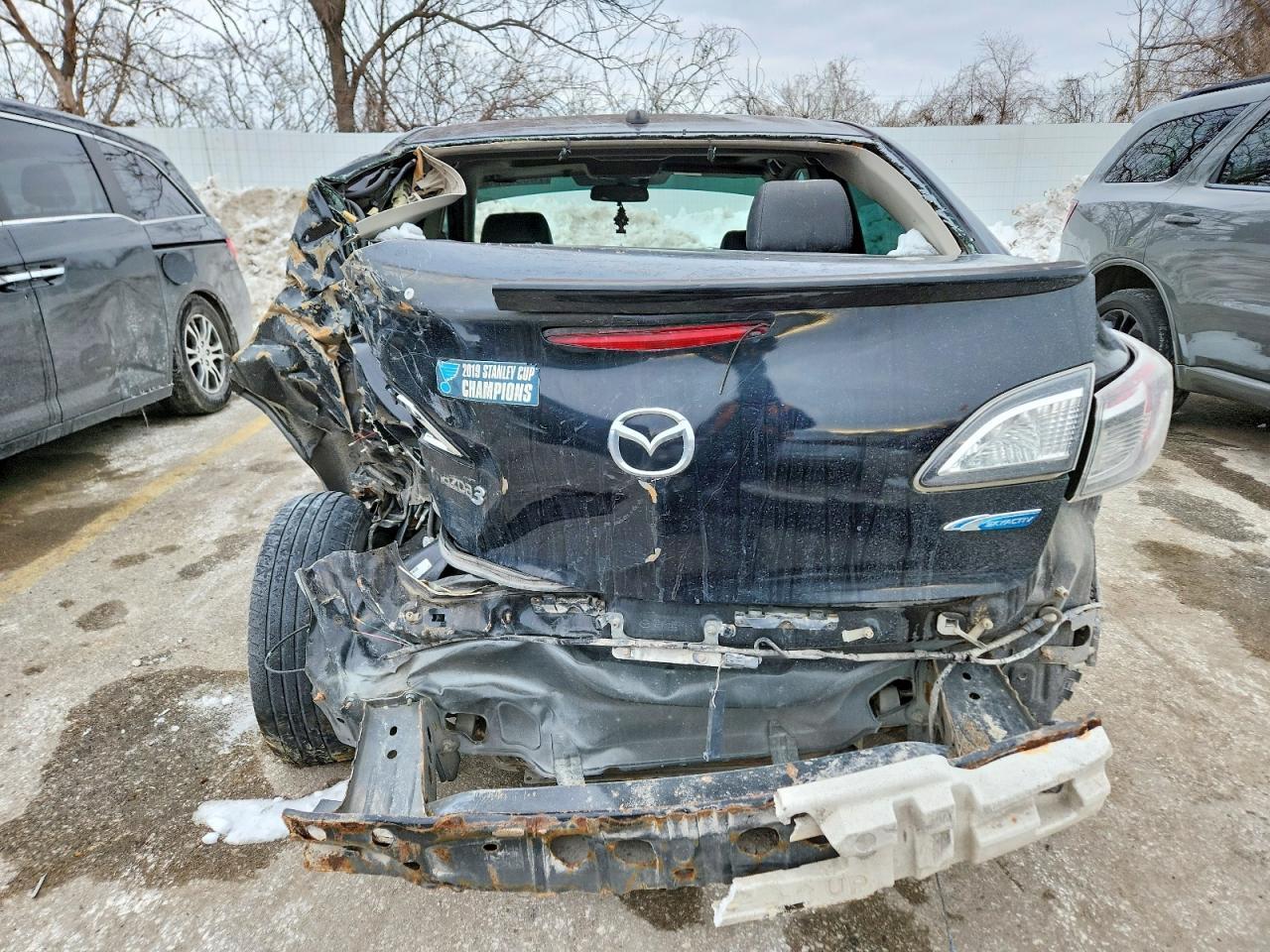 2013 Mazda 3 I