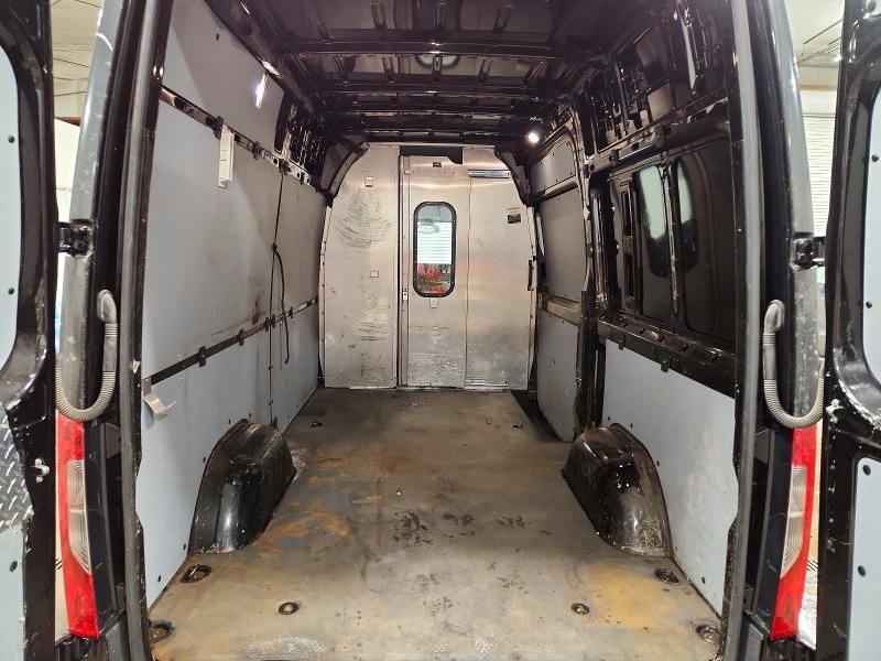 2020 Mercedes-Benz 2020 Mercedes Benz Sprinter 2500 Delivery van