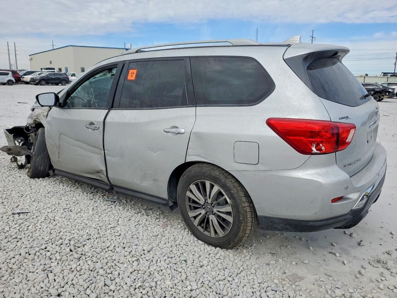 2019 Nissan Pathfinder s