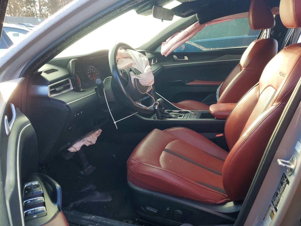 2021 KIA K5 gt Line