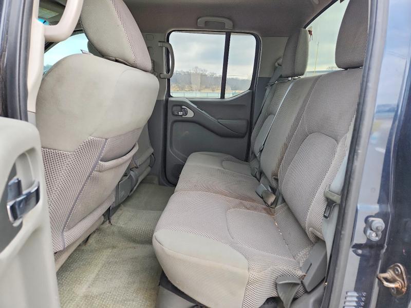 2015 Nissan Frontier S