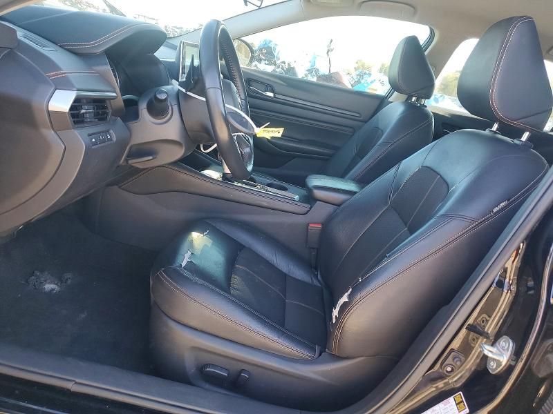 2021 Nissan Altima sr