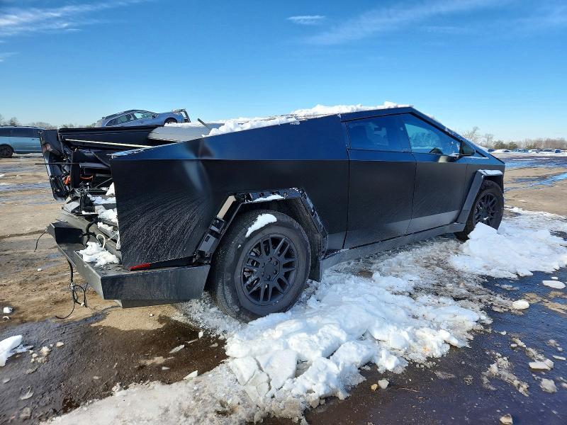 2025 Tesla Cybertruck