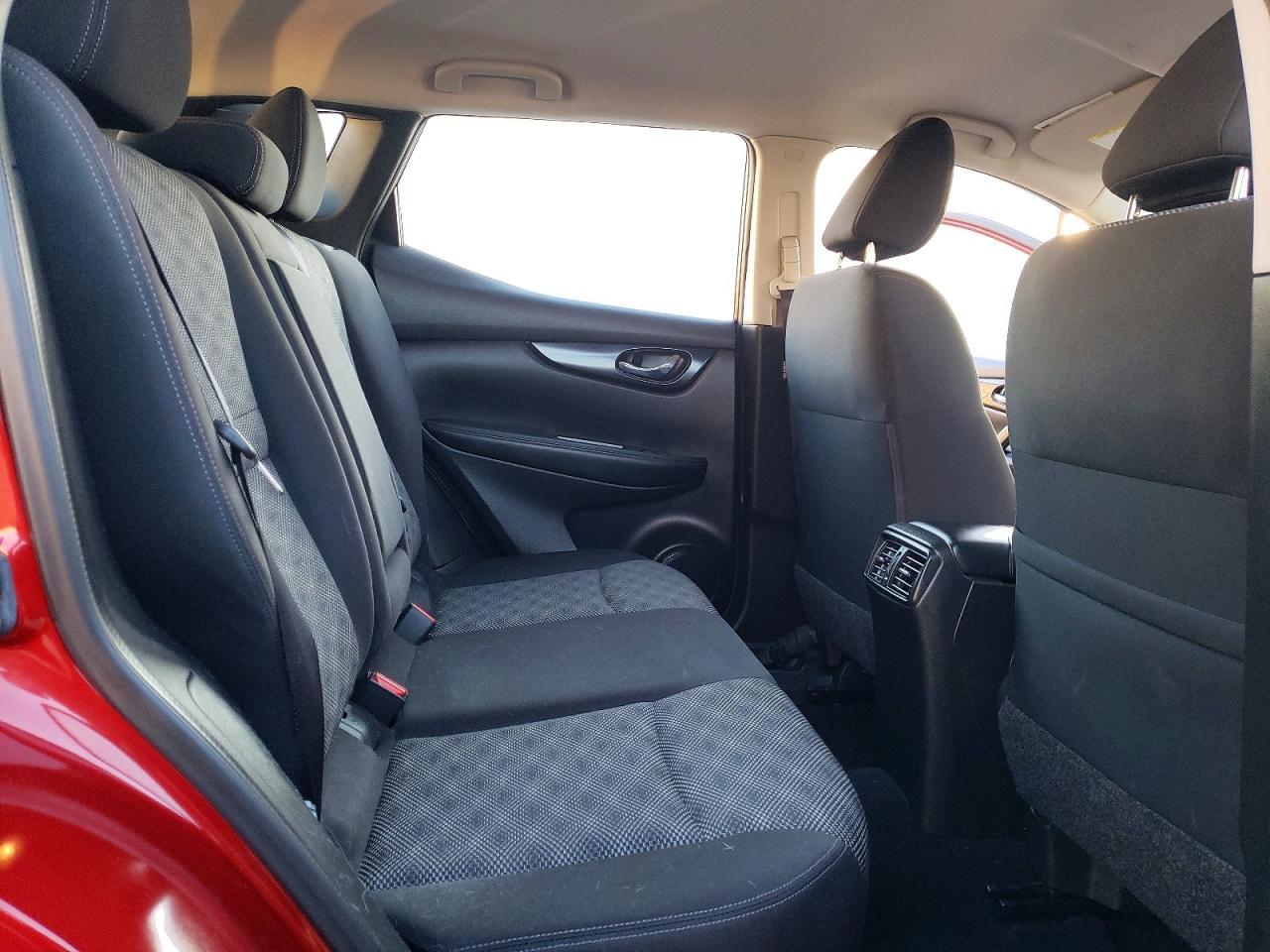 2019 Nissan Rogue Sport s